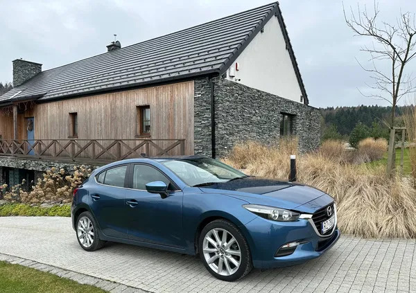 mazda Mazda 3 cena 64900 przebieg: 49500, rok produkcji 2018 z Rzeszów